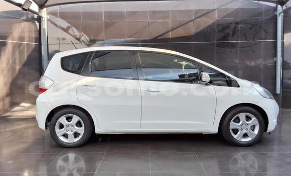 Buy Used Honda Jazz White Car in Maseru in Maseru Buy Used Honda Jazz White Car in Maseru in Maseru