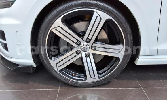 Buy Used Volkswagen Golf R White Car in Maseru in Maseru Buy Used Volkswagen Golf R White Car in Maseru in Maseru