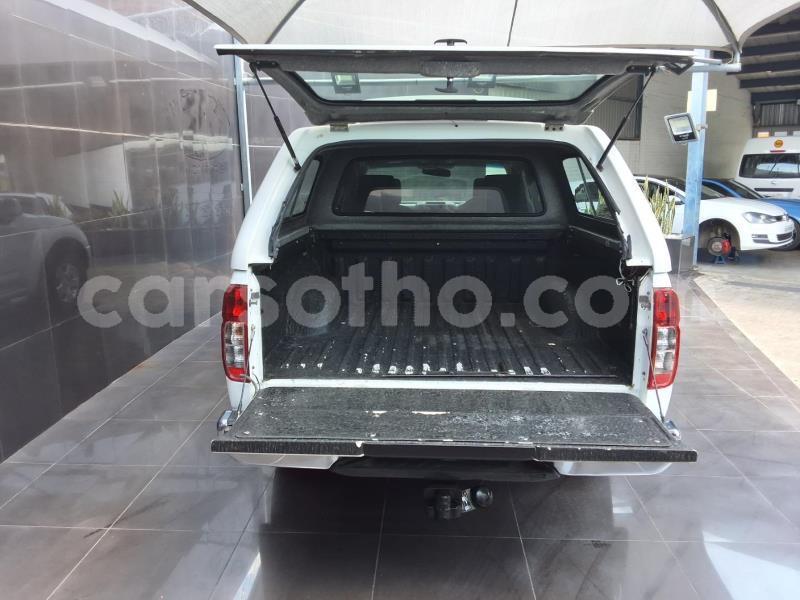 Big with watermark nissan navara maseru maseru 31701