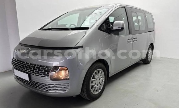 اشتري مستعمل Hyundai Starex (H-1) Silver سيارة في Maseru في Maseru اشتري مستعمل Hyundai Starex (H-1) Silver سيارة في Maseru في Maseru