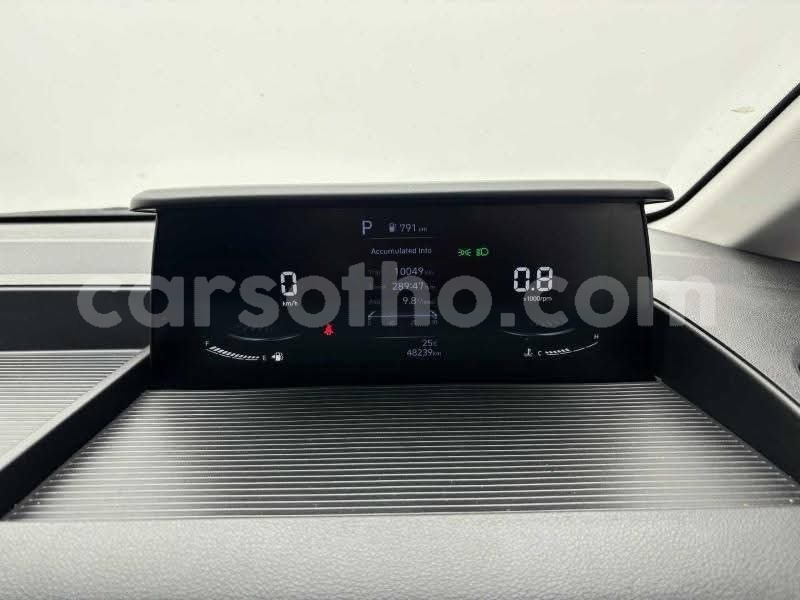 Big with watermark hyundai starex h 1 maseru maseru 31714