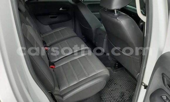 اشتري مستعمل Volkswagen Amarok White سيارة في Maseru في Maseru اشتري مستعمل Volkswagen Amarok White سيارة في Maseru في Maseru