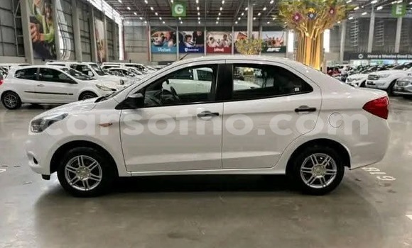 اشتري مستعمل Ford Fiesta White سيارة في Maseru في Maseru اشتري مستعمل Ford Fiesta White سيارة في Maseru في Maseru