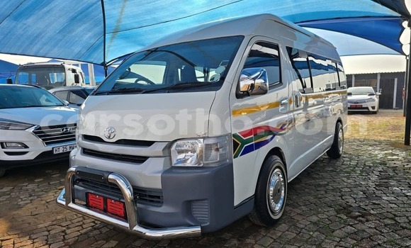 Buy Used Toyota Hiace White Car in Maseru in Maseru Buy Used Toyota Hiace White Car in Maseru in Maseru