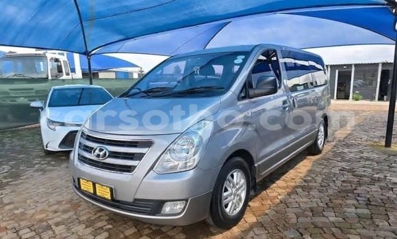 Buy Used Hyundai H1 Silver Car in Maseru in Maseru Buy Used Hyundai H1 Silver Car in Maseru in Maseru