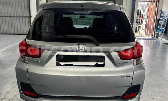 Buy Used Honda Mobilio Silver Car in Mohale's Hoek in Mohale's Hoek Buy Used Honda Mobilio Silver Car in Mohale's Hoek in Mohale's Hoek