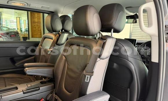 Buy Used Mercedes-Benz V-klasse Other Car in Maseru in Maseru Buy Used Mercedes-Benz V-klasse Other Car in Maseru in Maseru