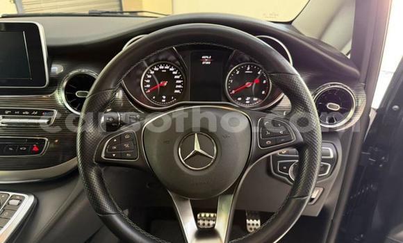 Buy Used Mercedes-Benz V-klasse Other Car in Maseru in Maseru Buy Used Mercedes-Benz V-klasse Other Car in Maseru in Maseru