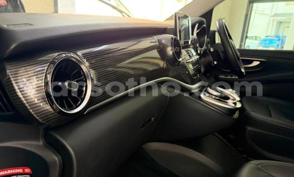 Buy Used Mercedes-Benz V-klasse Other Car in Maseru in Maseru Buy Used Mercedes-Benz V-klasse Other Car in Maseru in Maseru