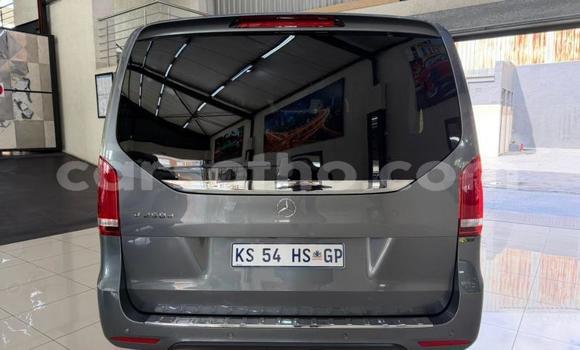Buy Used Mercedes-Benz V-klasse Other Car in Maseru in Maseru Buy Used Mercedes-Benz V-klasse Other Car in Maseru in Maseru