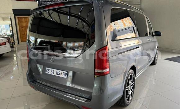 Buy Used Mercedes-Benz V-klasse Other Car in Maseru in Maseru Buy Used Mercedes-Benz V-klasse Other Car in Maseru in Maseru