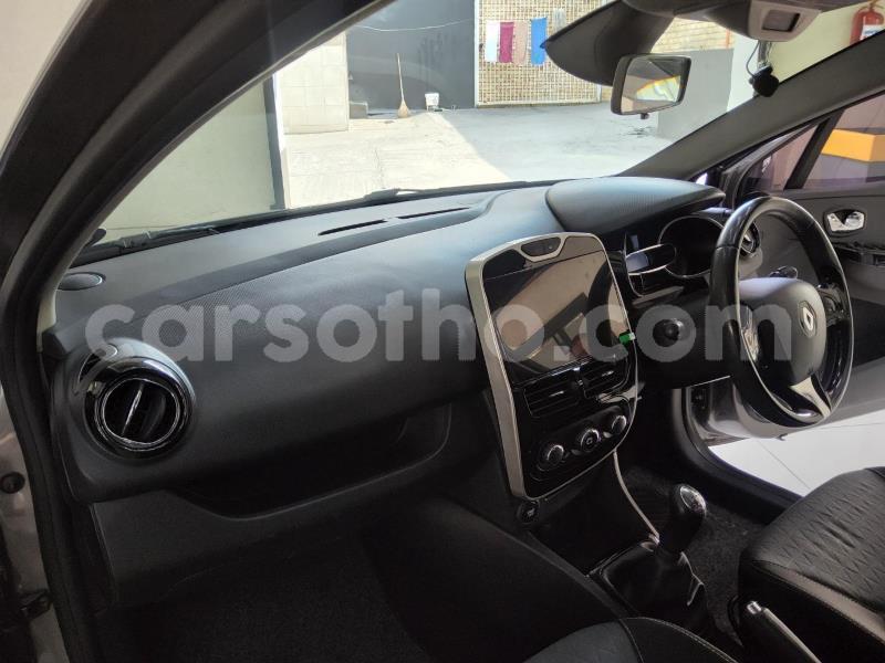 Big with watermark renault clio maseru maseru 31746