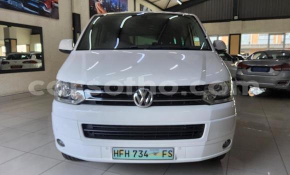 Buy Used Volkswagen Caravelle White Car in Maseru in Maseru Buy Used Volkswagen Caravelle White Car in Maseru in Maseru