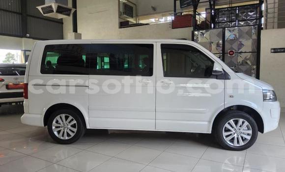 Buy Used Volkswagen Caravelle White Car in Maseru in Maseru Buy Used Volkswagen Caravelle White Car in Maseru in Maseru