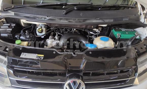 Buy Used Volkswagen Caravelle White Car in Maseru in Maseru Buy Used Volkswagen Caravelle White Car in Maseru in Maseru