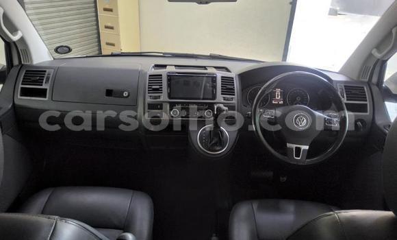 Buy Used Volkswagen Caravelle White Car in Maseru in Maseru Buy Used Volkswagen Caravelle White Car in Maseru in Maseru