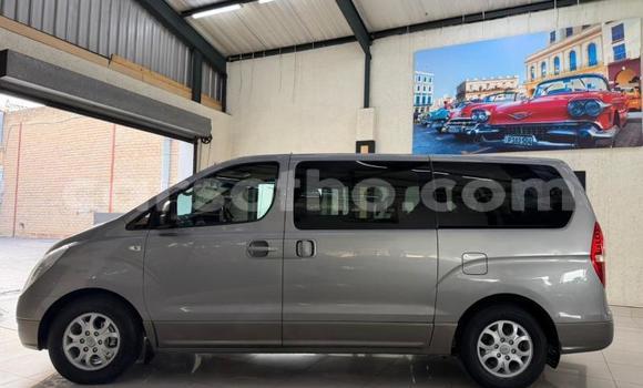 Buy Used Hyundai H1 Silver Car in Maseru in Maseru Buy Used Hyundai H1 Silver Car in Maseru in Maseru
