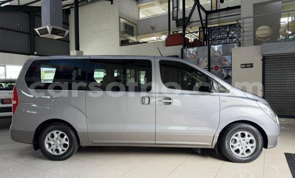 Buy Used Hyundai H1 Silver Car in Maseru in Maseru Buy Used Hyundai H1 Silver Car in Maseru in Maseru