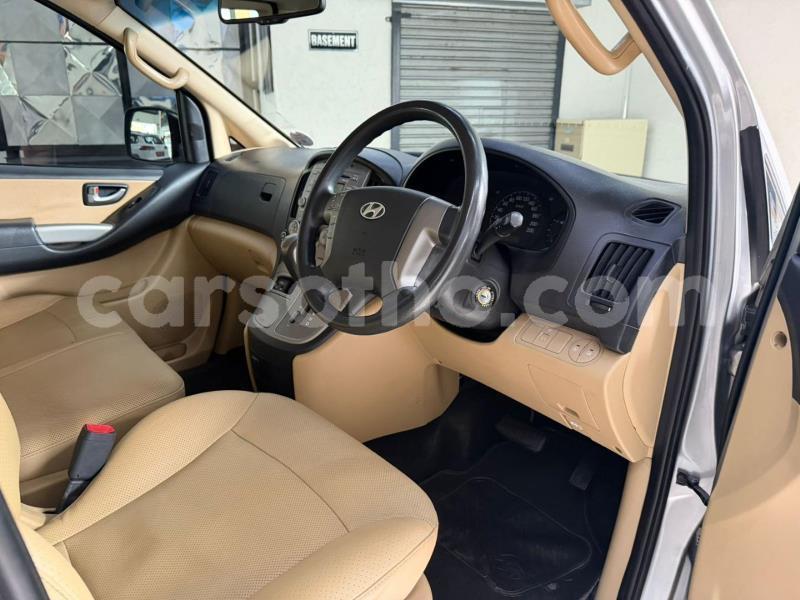 Big with watermark hyundai h1 maseru maseru 31748