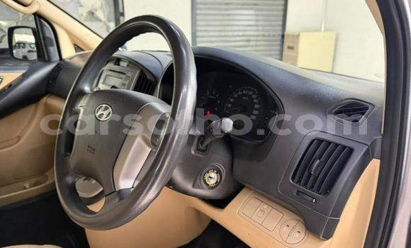 Buy Used Hyundai H1 Silver Car in Maseru in Maseru Buy Used Hyundai H1 Silver Car in Maseru in Maseru