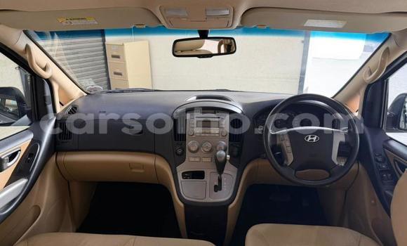 Buy Used Hyundai H1 Silver Car in Maseru in Maseru Buy Used Hyundai H1 Silver Car in Maseru in Maseru