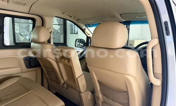 Buy Used Hyundai H1 Silver Car in Maseru in Maseru Buy Used Hyundai H1 Silver Car in Maseru in Maseru