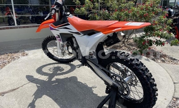 اشتري جديد KTM XC-W Other دراجة نارية في Maputsoa في Leribe اشتري جديد KTM XC-W Other دراجة نارية في Maputsoa في Leribe