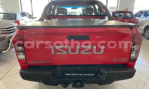 Buy Used Isuzu D–MAX Red Car in Maseru in Maseru Buy Used Isuzu D–MAX Red Car in Maseru in Maseru