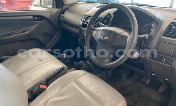 Buy Used Isuzu KB White Car in Maseru in Maseru Buy Used Isuzu KB White Car in Maseru in Maseru