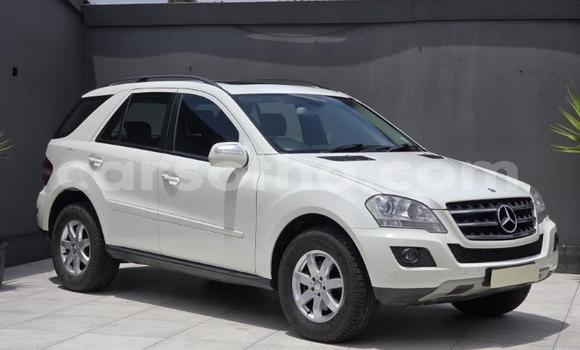 Buy Used Mercedes-Benz ML–Class White Car in Maseru in Maseru Buy Used Mercedes-Benz ML–Class White Car in Maseru in Maseru