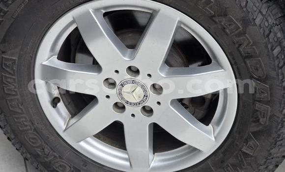 Buy Used Mercedes-Benz ML–Class White Car in Maseru in Maseru Buy Used Mercedes-Benz ML–Class White Car in Maseru in Maseru