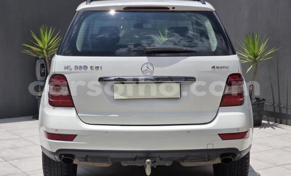 Buy Used Mercedes-Benz ML–Class White Car in Maseru in Maseru Buy Used Mercedes-Benz ML–Class White Car in Maseru in Maseru
