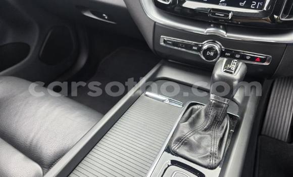 Buy Used Volvo XC60 White Car in Maseru in Maseru Buy Used Volvo XC60 White Car in Maseru in Maseru