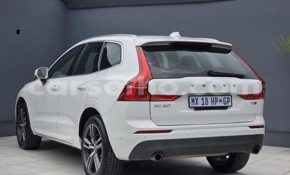 Buy Used Volvo XC60 White Car in Maseru in Maseru Buy Used Volvo XC60 White Car in Maseru in Maseru