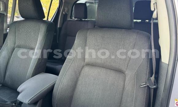 Buy Used Toyota Hilux Silver Car in Maseru in Maseru Buy Used Toyota Hilux Silver Car in Maseru in Maseru
