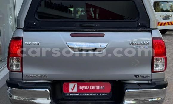 Buy Used Toyota Hilux Silver Car in Maseru in Maseru Buy Used Toyota Hilux Silver Car in Maseru in Maseru