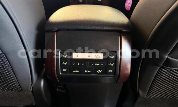 Buy Used Toyota Land Cruiser Prado White Car in Maseru in Maseru Buy Used Toyota Land Cruiser Prado White Car in Maseru in Maseru