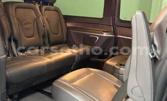 Buy Used Mercedes-Benz V-klasse White Car in Maseru in Maseru Buy Used Mercedes-Benz V-klasse White Car in Maseru in Maseru