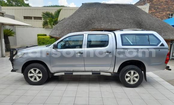 Buy Used Toyota Hilux Silver Car in Maseru in Maseru Buy Used Toyota Hilux Silver Car in Maseru in Maseru