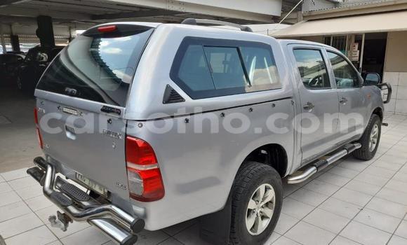 Buy Used Toyota Hilux Silver Car in Maseru in Maseru Buy Used Toyota Hilux Silver Car in Maseru in Maseru