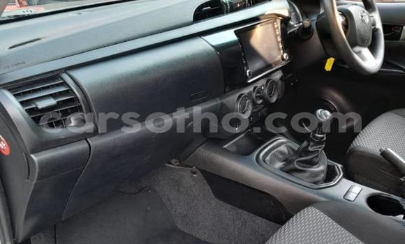 Buy Used Toyota Hilux Silver Car in Maseru in Maseru Buy Used Toyota Hilux Silver Car in Maseru in Maseru