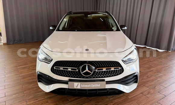 Buy Used Mercedes-Benz GLA-klasse White Car in Maseru in Maseru Buy Used Mercedes-Benz GLA-klasse White Car in Maseru in Maseru