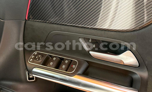 Buy Used Mercedes-Benz GLA-klasse White Car in Maseru in Maseru Buy Used Mercedes-Benz GLA-klasse White Car in Maseru in Maseru