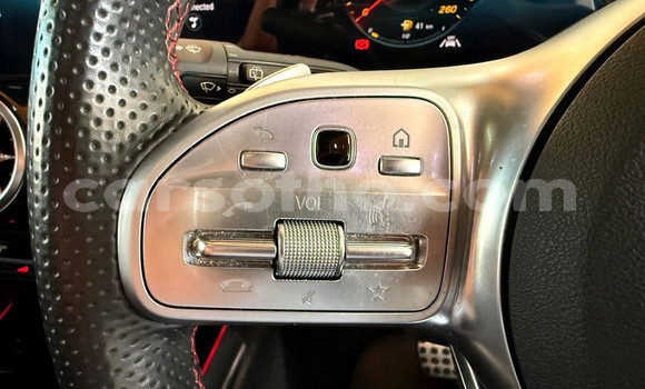 Buy Used Mercedes-Benz GLA-klasse White Car in Maseru in Maseru Buy Used Mercedes-Benz GLA-klasse White Car in Maseru in Maseru