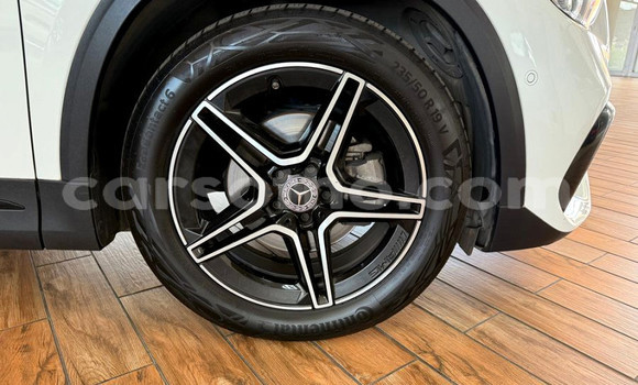 Buy Used Mercedes-Benz GLA-klasse White Car in Maseru in Maseru Buy Used Mercedes-Benz GLA-klasse White Car in Maseru in Maseru