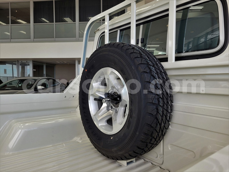 Big with watermark toyota land cruiser maseru maseru 31819