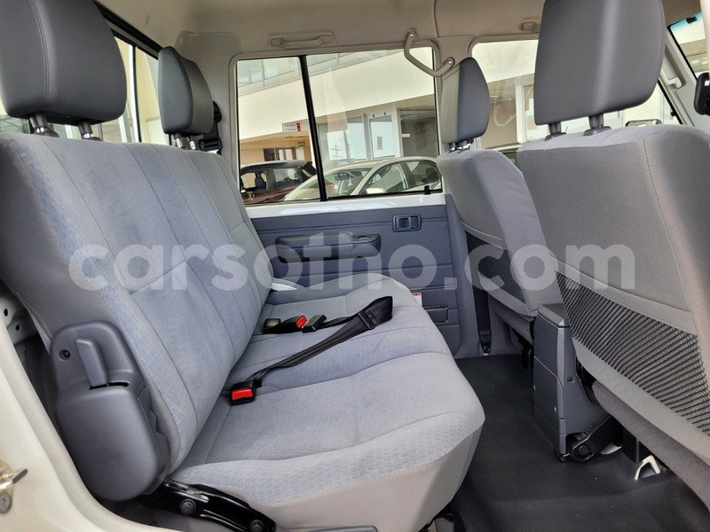 Big with watermark toyota land cruiser maseru maseru 31819