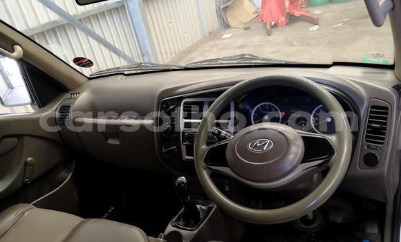 Buy Used Hyundai H1 White Car in Maseru in Maseru Buy Used Hyundai H1 White Car in Maseru in Maseru