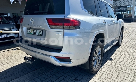 Buy Used Toyota Land Cruiser Silver Car in Maseru in Maseru Buy Used Toyota Land Cruiser Silver Car in Maseru in Maseru