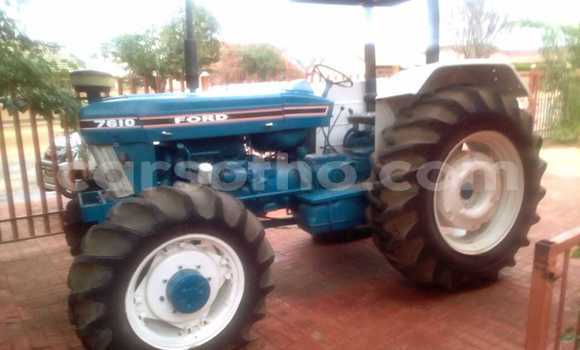 Sayi Imported Ford E 150 Cargo Van Blue Babbar mota in Maseru a Maseru Sayi Imported Ford E 150 Cargo Van Blue Babbar mota in Maseru a Maseru
